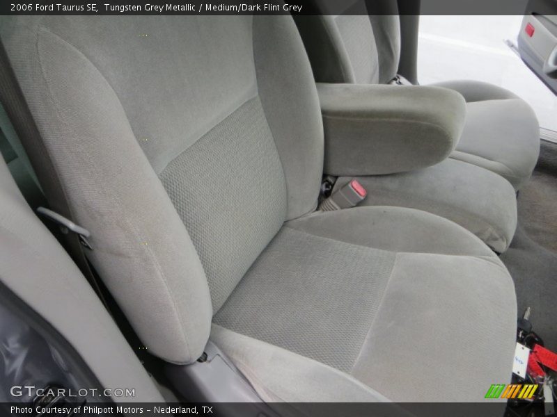 Tungsten Grey Metallic / Medium/Dark Flint Grey 2006 Ford Taurus SE