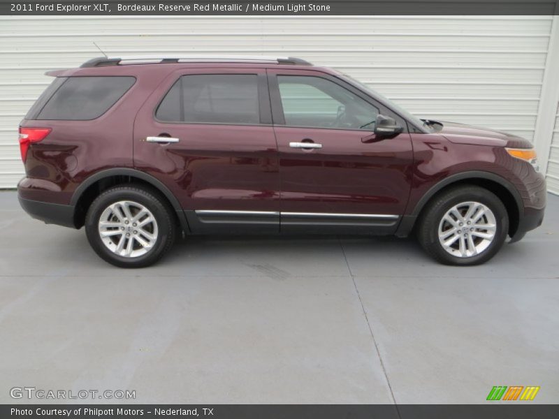 Bordeaux Reserve Red Metallic / Medium Light Stone 2011 Ford Explorer XLT