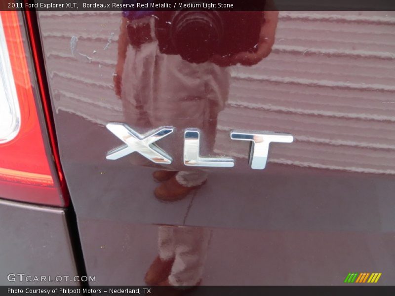 Bordeaux Reserve Red Metallic / Medium Light Stone 2011 Ford Explorer XLT