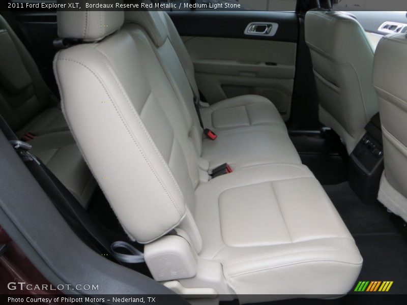 Bordeaux Reserve Red Metallic / Medium Light Stone 2011 Ford Explorer XLT