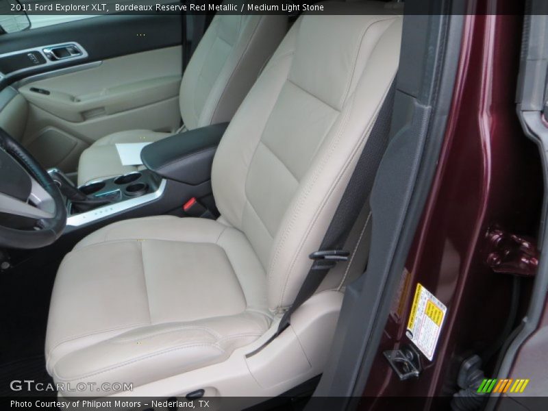 Bordeaux Reserve Red Metallic / Medium Light Stone 2011 Ford Explorer XLT