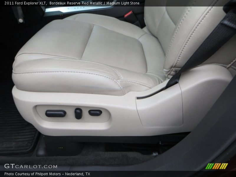 Bordeaux Reserve Red Metallic / Medium Light Stone 2011 Ford Explorer XLT