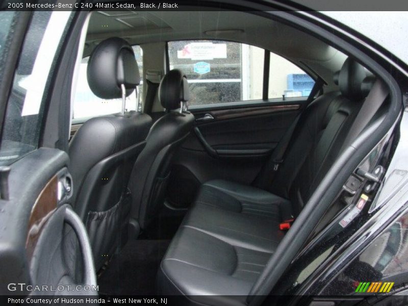 Black / Black 2005 Mercedes-Benz C 240 4Matic Sedan