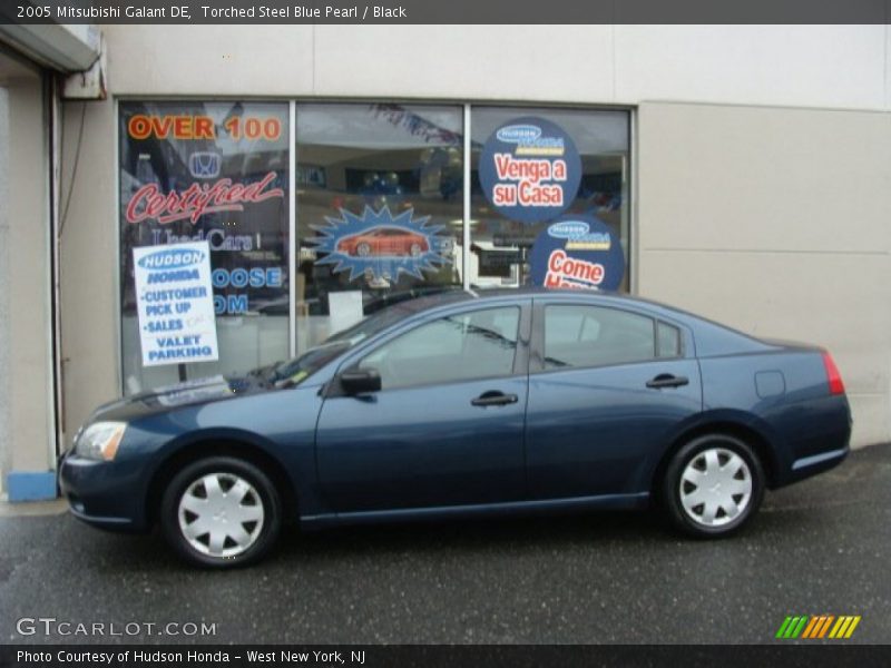 Torched Steel Blue Pearl / Black 2005 Mitsubishi Galant DE