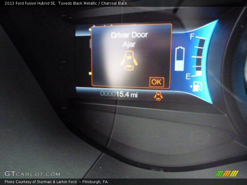 Tuxedo Black Metallic / Charcoal Black 2013 Ford Fusion Hybrid SE