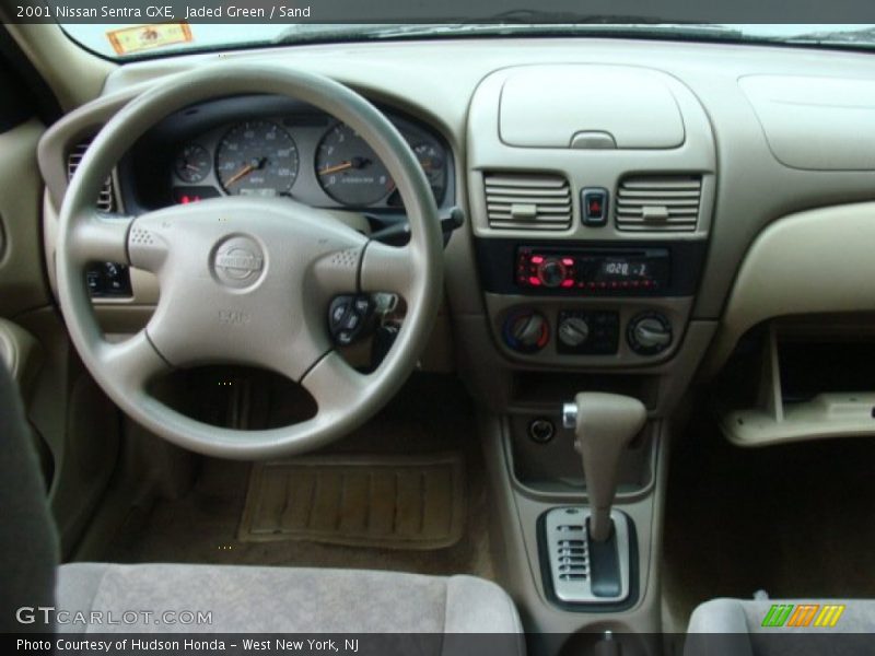 Jaded Green / Sand 2001 Nissan Sentra GXE