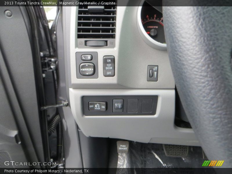 Magnetic Gray Metallic / Graphite 2013 Toyota Tundra CrewMax