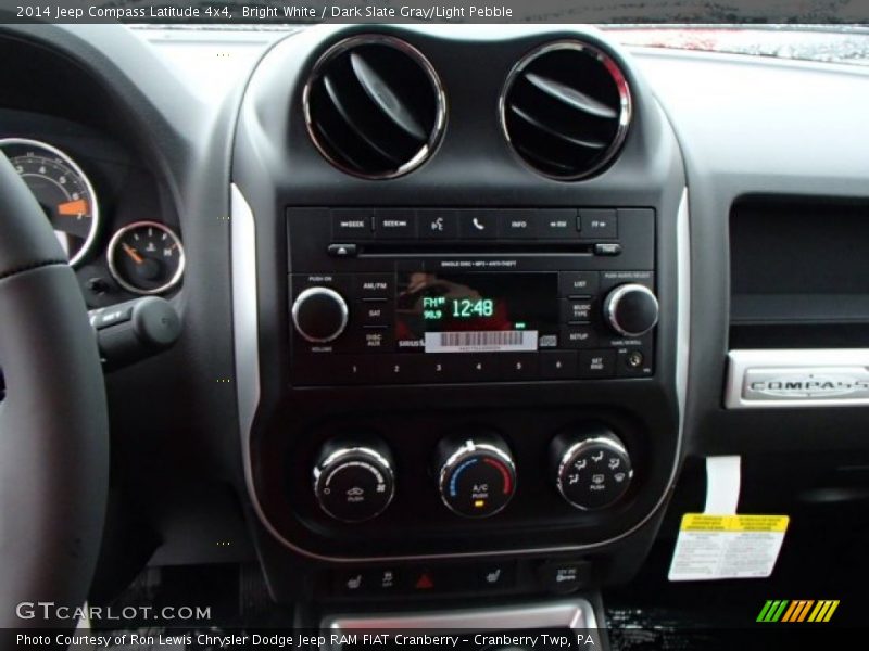 Bright White / Dark Slate Gray/Light Pebble 2014 Jeep Compass Latitude 4x4