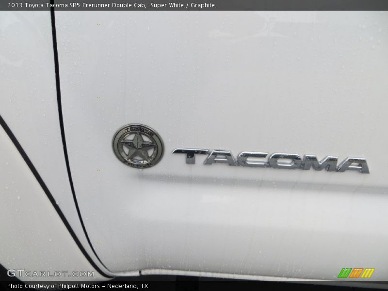Super White / Graphite 2013 Toyota Tacoma SR5 Prerunner Double Cab