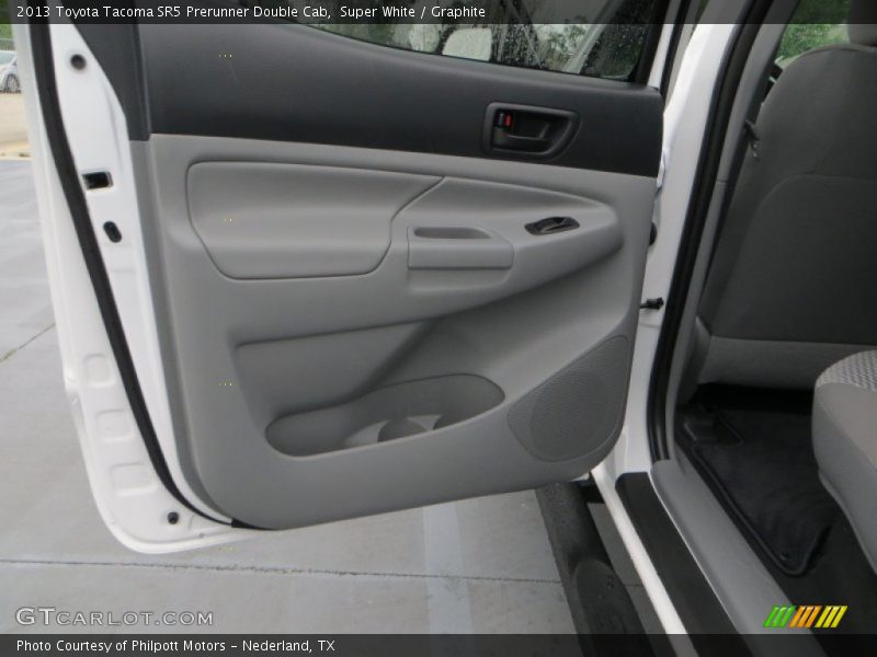 Super White / Graphite 2013 Toyota Tacoma SR5 Prerunner Double Cab