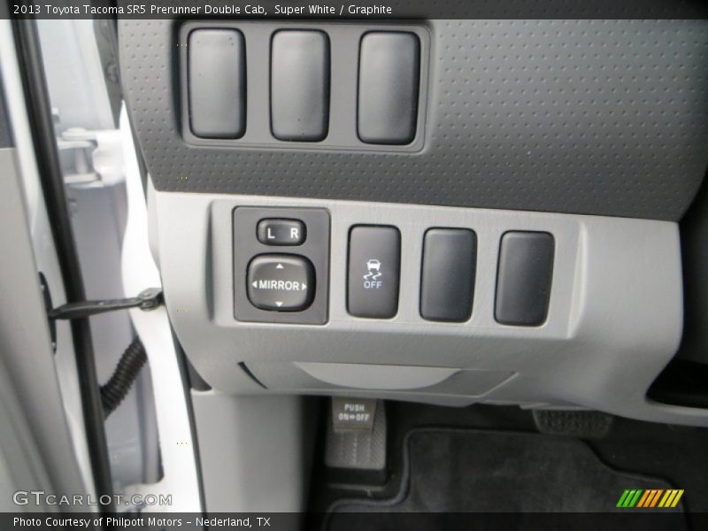 Super White / Graphite 2013 Toyota Tacoma SR5 Prerunner Double Cab