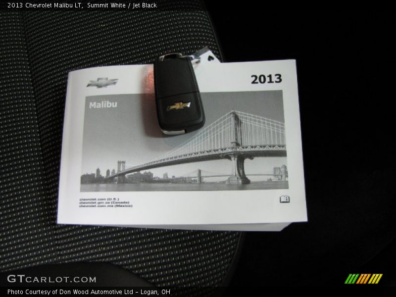 Summit White / Jet Black 2013 Chevrolet Malibu LT