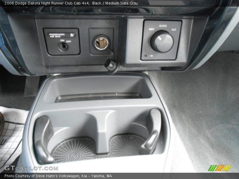 Black / Medium Slate Gray 2006 Dodge Dakota Night Runner Club Cab 4x4