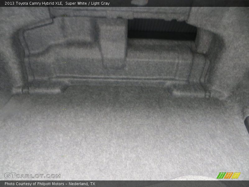 Super White / Light Gray 2013 Toyota Camry Hybrid XLE