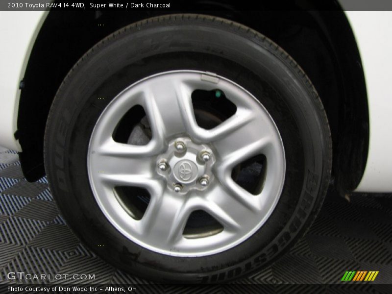 Super White / Dark Charcoal 2010 Toyota RAV4 I4 4WD