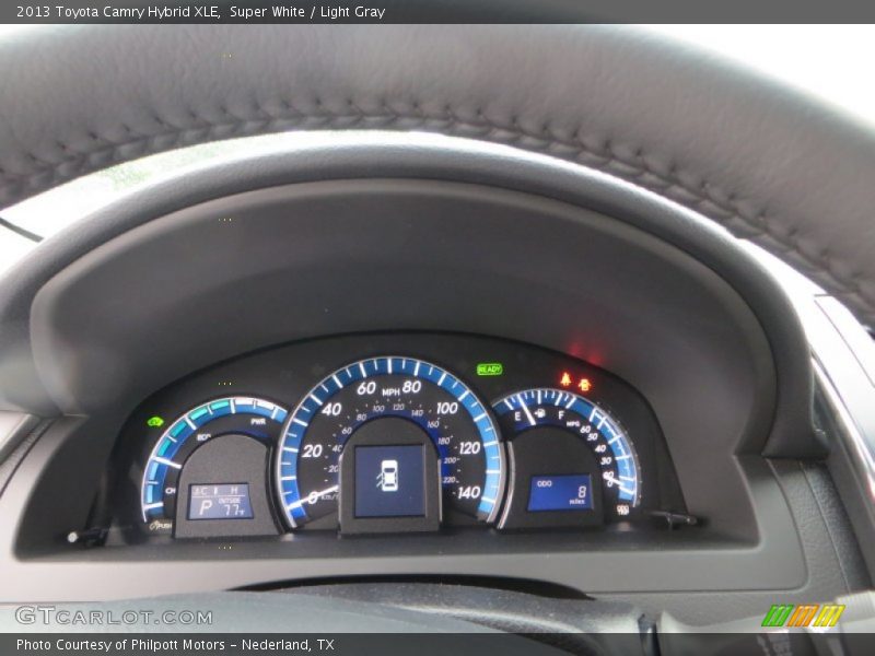 Super White / Light Gray 2013 Toyota Camry Hybrid XLE