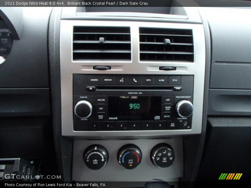 Brilliant Black Crystal Pearl / Dark Slate Gray 2011 Dodge Nitro Heat 4.0 4x4