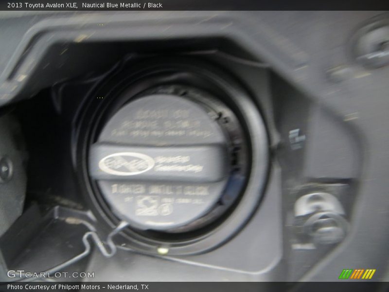 Nautical Blue Metallic / Black 2013 Toyota Avalon XLE