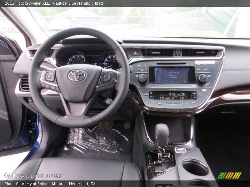 Nautical Blue Metallic / Black 2013 Toyota Avalon XLE