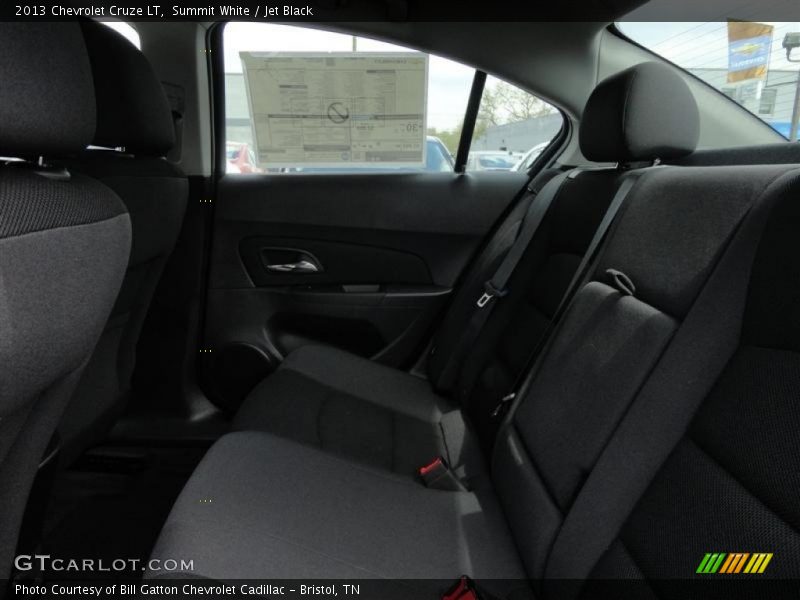 Summit White / Jet Black 2013 Chevrolet Cruze LT