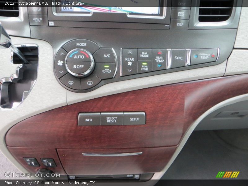 Black / Light Gray 2013 Toyota Sienna XLE