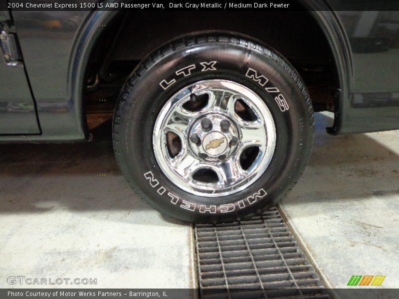Dark Gray Metallic / Medium Dark Pewter 2004 Chevrolet Express 1500 LS AWD Passenger Van