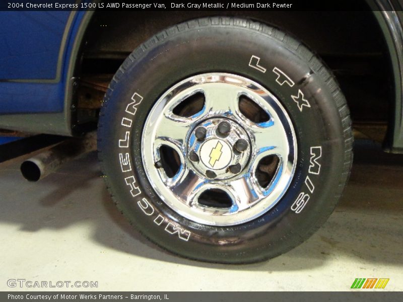 Dark Gray Metallic / Medium Dark Pewter 2004 Chevrolet Express 1500 LS AWD Passenger Van