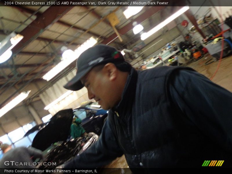 Dark Gray Metallic / Medium Dark Pewter 2004 Chevrolet Express 1500 LS AWD Passenger Van