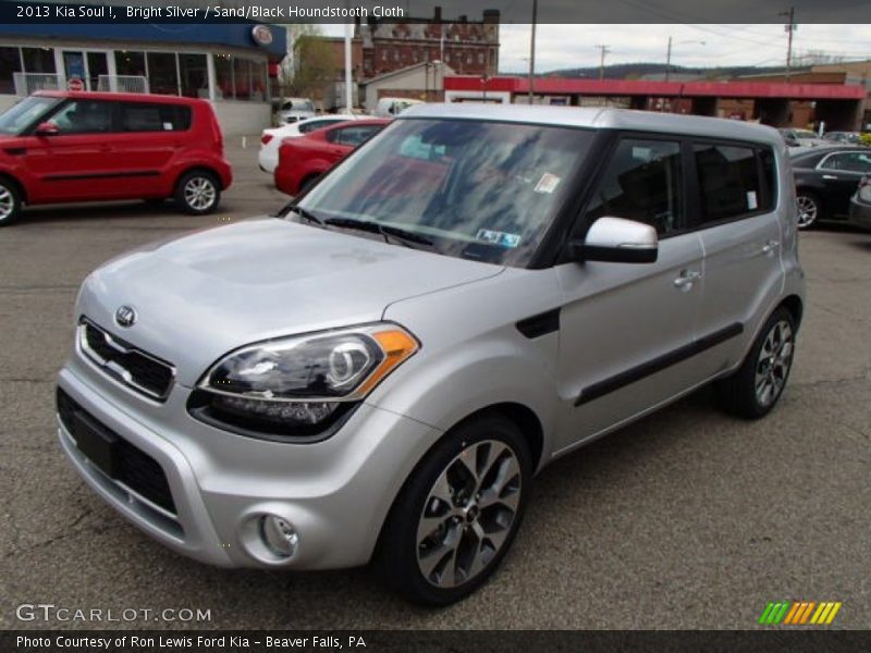 Bright Silver / Sand/Black Houndstooth Cloth 2013 Kia Soul !