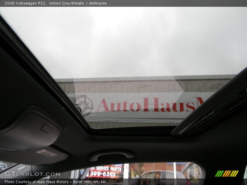 United Grey Metallic / Anthracite 2008 Volkswagen R32