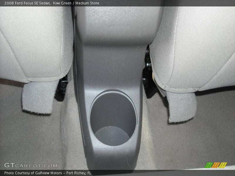 Kiwi Green / Medium Stone 2008 Ford Focus SE Sedan