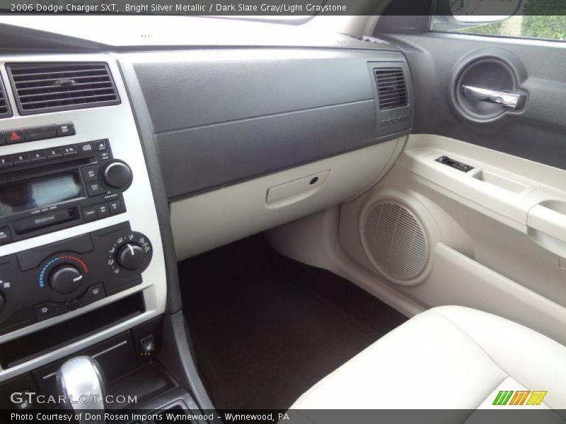 Bright Silver Metallic / Dark Slate Gray/Light Graystone 2006 Dodge Charger SXT