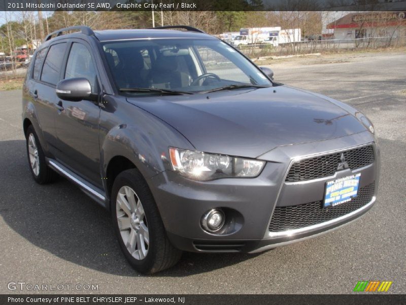 Graphite Gray Pearl / Black 2011 Mitsubishi Outlander SE AWD