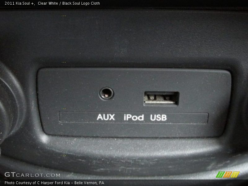Clear White / Black Soul Logo Cloth 2011 Kia Soul +