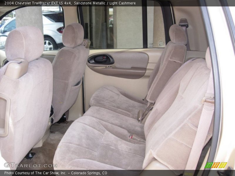 Sandstone Metallic / Light Cashmere 2004 Chevrolet TrailBlazer EXT LS 4x4