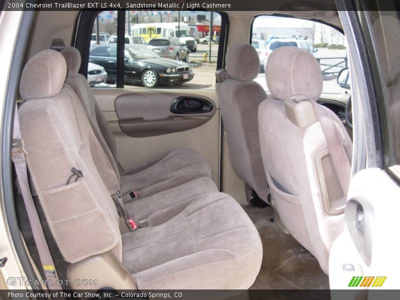 Sandstone Metallic / Light Cashmere 2004 Chevrolet TrailBlazer EXT LS 4x4
