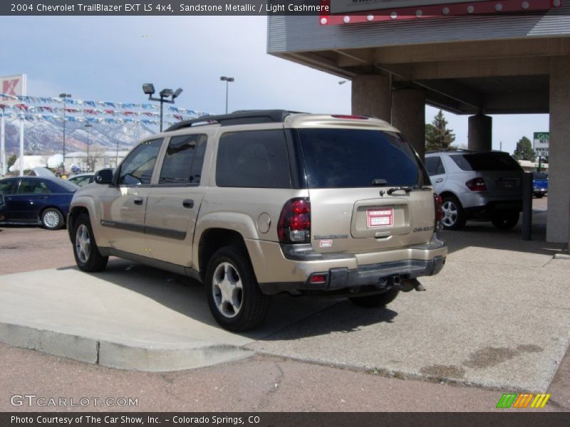 Sandstone Metallic / Light Cashmere 2004 Chevrolet TrailBlazer EXT LS 4x4