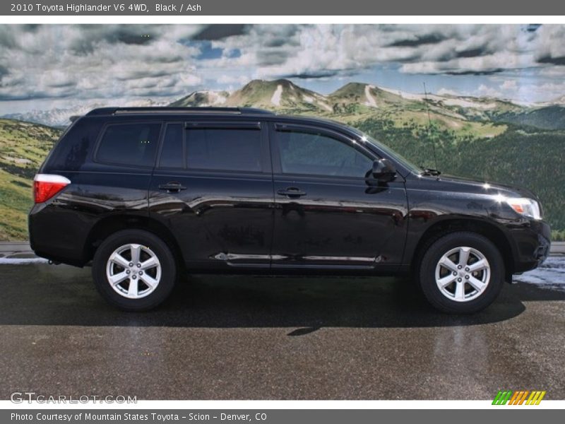Black / Ash 2010 Toyota Highlander V6 4WD