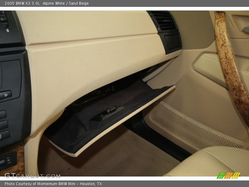 Alpine White / Sand Beige 2005 BMW X3 3.0i