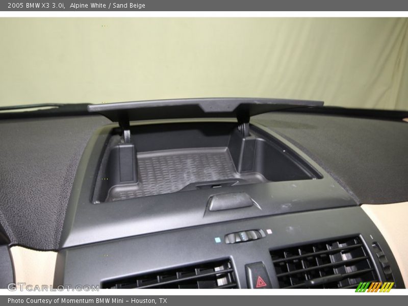 Alpine White / Sand Beige 2005 BMW X3 3.0i