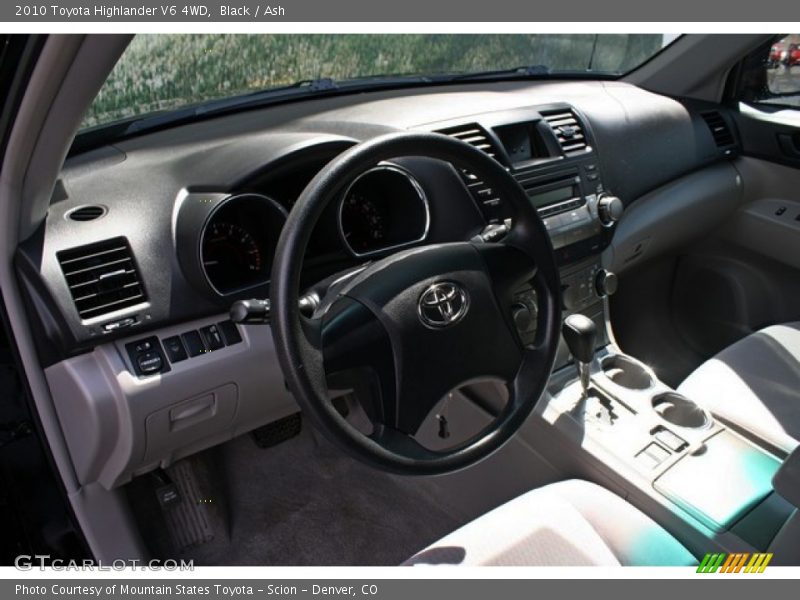 Black / Ash 2010 Toyota Highlander V6 4WD