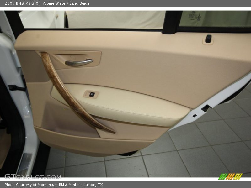 Alpine White / Sand Beige 2005 BMW X3 3.0i