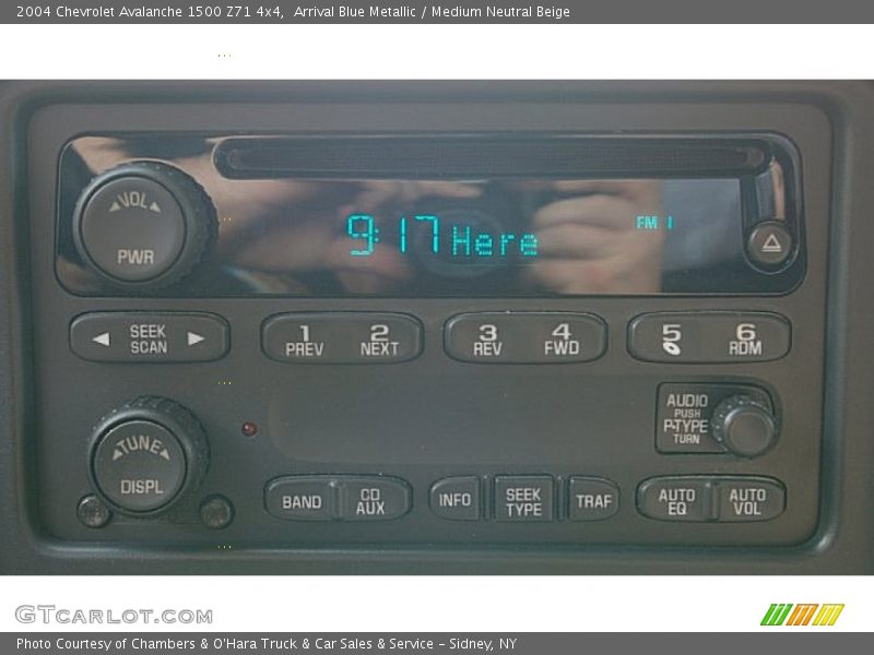Arrival Blue Metallic / Medium Neutral Beige 2004 Chevrolet Avalanche 1500 Z71 4x4