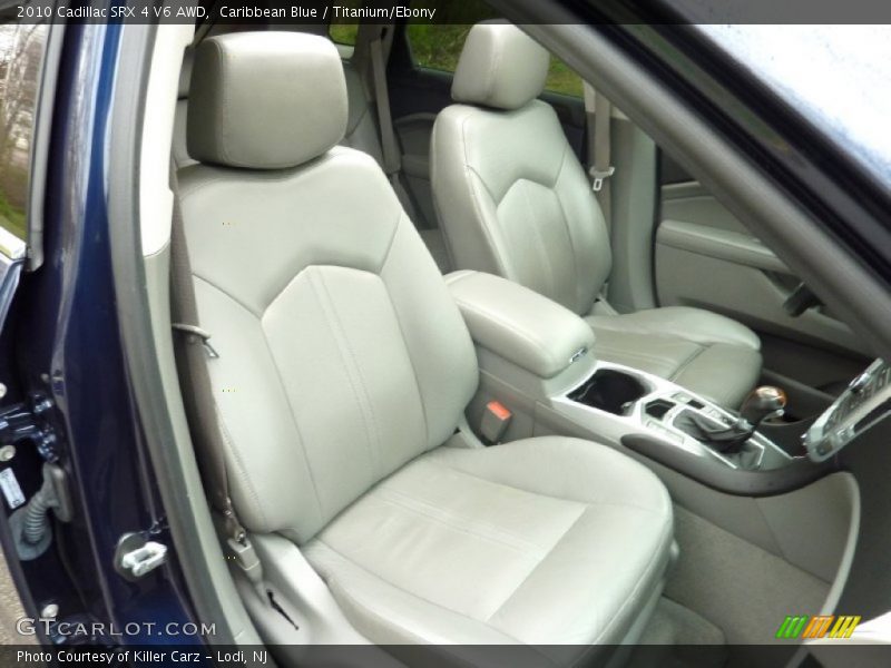 Front Seat of 2010 SRX 4 V6 AWD