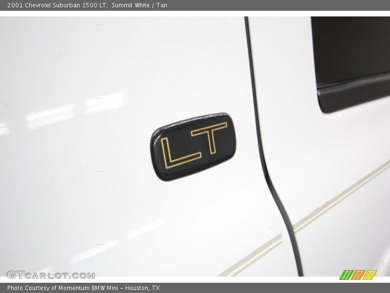 Summit White / Tan 2001 Chevrolet Suburban 1500 LT