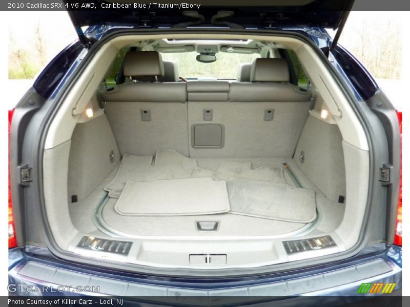  2010 SRX 4 V6 AWD Trunk