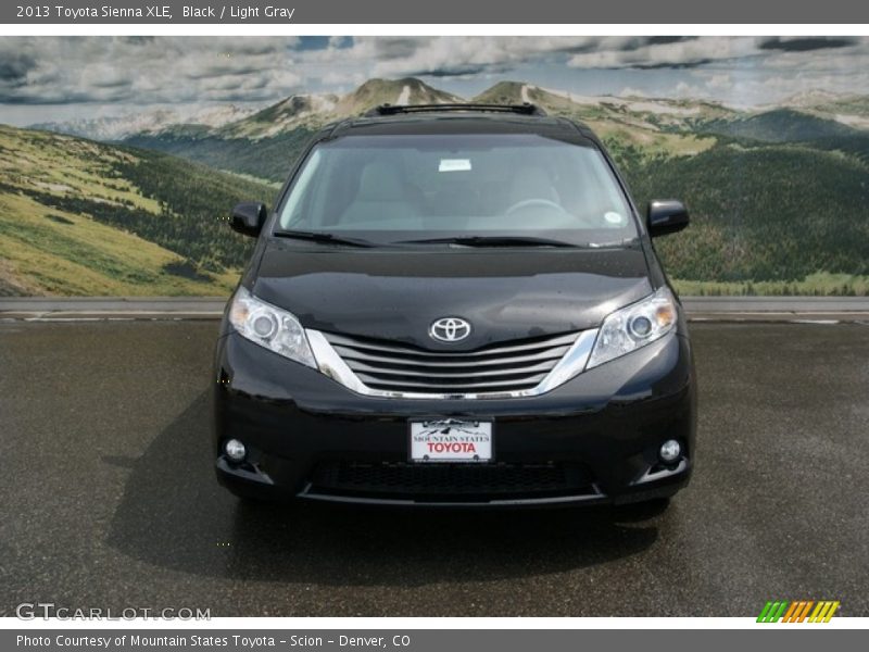 Black / Light Gray 2013 Toyota Sienna XLE