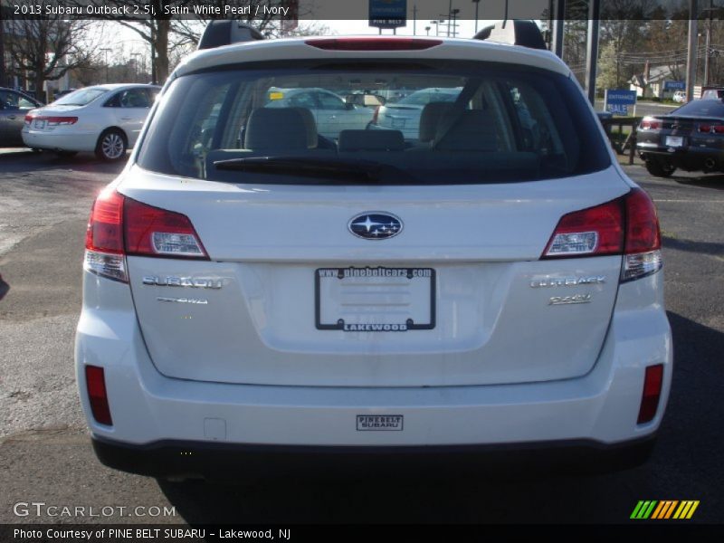 Satin White Pearl / Ivory 2013 Subaru Outback 2.5i