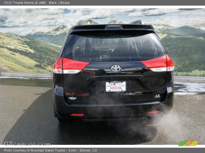 Black / Bisque 2013 Toyota Sienna LE AWD