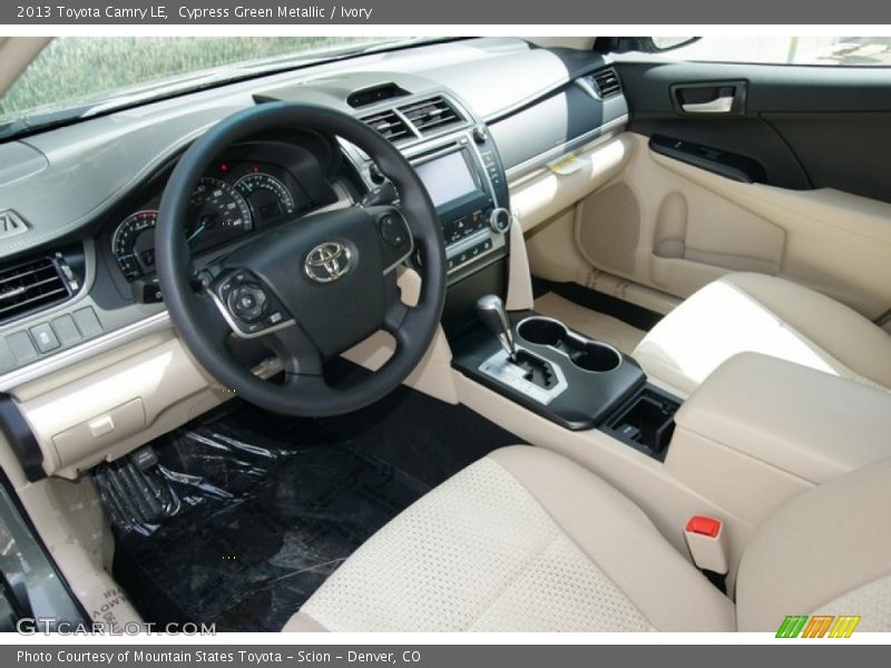 Cypress Green Metallic / Ivory 2013 Toyota Camry LE